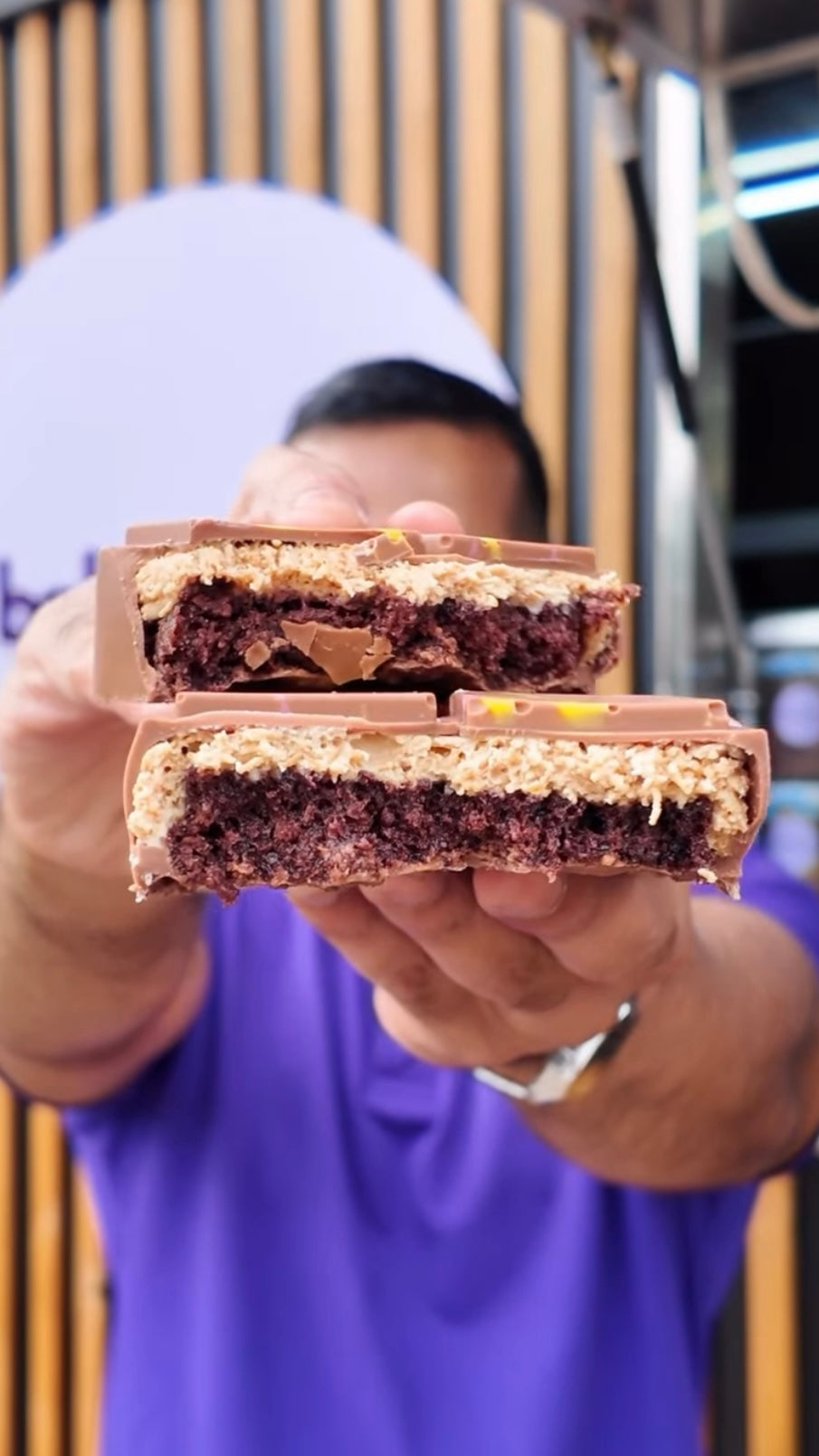 Kinder Bueno Kunafa Matilda Cake Bar